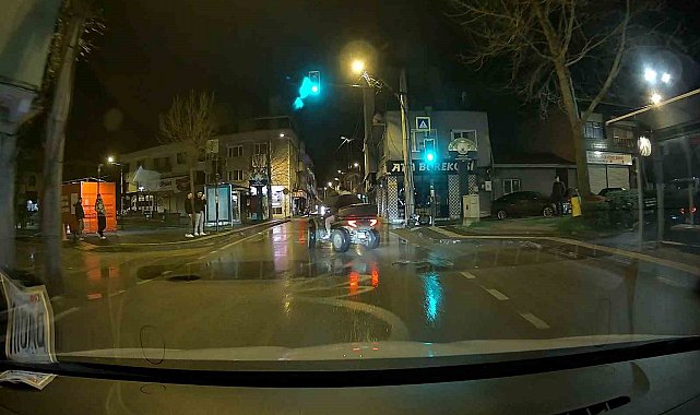 Ana caddeyi drift parkuruna çevirdi, facianın eşiğinden böyle döndü