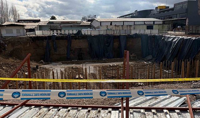 Ankara'da inşaat alanında göçük altında kalan işçi hayatını kaybetti