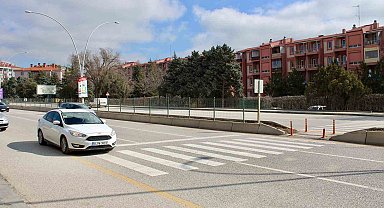 Ankara'da trafik kazasında vefat eden 14 yaşındaki kızın babası: "Makas atarak ilerleyen sürücü yaya geçidinde kızıma çarpmış, kanlar içindeydi"