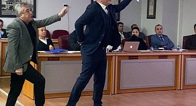 Anma töreni krize dönüştü: Mecliste gergin dakikalar