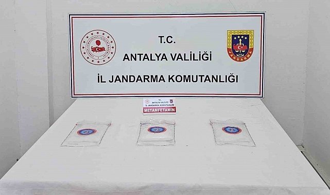 Antalya'da 1 kilo 810 gram uyuşturucu madde ele geçirildi