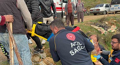 Antalya'da motosiklet uçuruma yuvarlandı: 2 yaralı