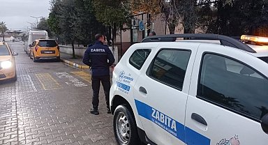 Ara tatil sonrası Germencik'te okul önlerinde zabıta mesaisi