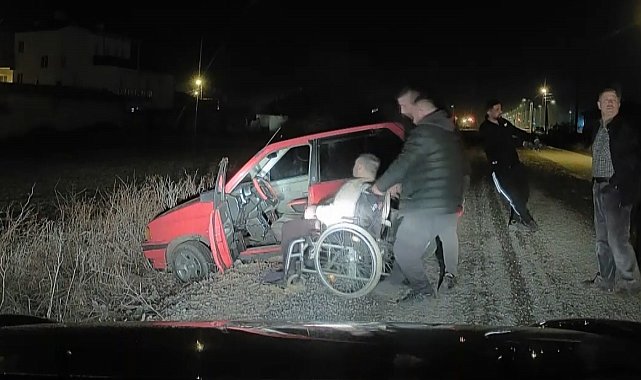 Araç şarampolde, engelli sürücü de araçta mahsur kaldı