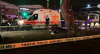 Araç yaya geçidinden geçmek isteyen vatandaşlara çarptı: 3 ölü, 3 yaralı