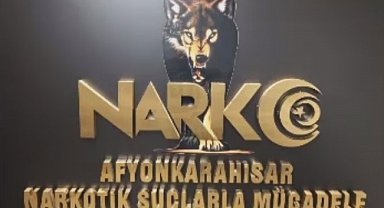 Araçta zulalanmış uyuşturucuya 2 tutuklama