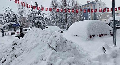 Ardahan'da 132 köy yolu ulaşıma kapandı