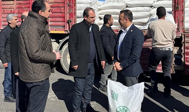 Arıcılara arı besleme şekeri dağıtıldı