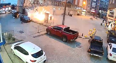 Artvin'de cami önünde atılan havai fişekler korku ve paniğe neden oldu