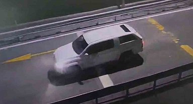 Artvin'in CHP'li Belediye Başkan Yardımcısı resmi aracı alkollü kullanırken jandarmaya yakalandı