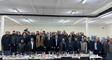 Aslanapa Kaymakamı İsmail Tosun, muhtarlarla iftarda bir araya geldi