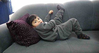 Asrın felaketinin simge bebeklerinden Korkmaz bebek şimdi 3 yaşında