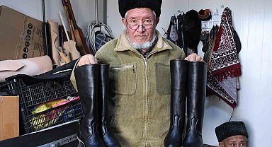 Ata mesleği zamana direniyor: Yozgat'ta Kırgızların deri işlemeciliği yok olma tehlikesiyle karşı karşıya