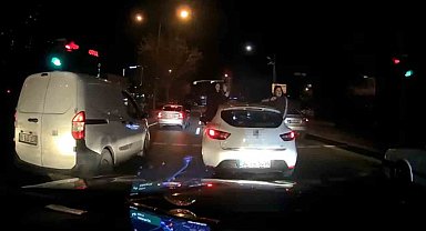 Ataşehir'de konvoy yapıp trafiği tehlikeye atan 3 şüpheli adliyeye sevk edildi