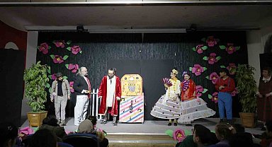 Aydın Büyükşehir Belediyesi'nden çocuklara tiyatro şöleni