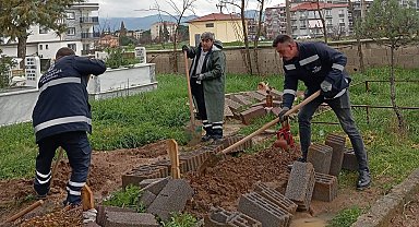 Aydın Büyükşehir, Çine'de mezarlıklarda onarım ve bakım çalışması gerçekleştirdi