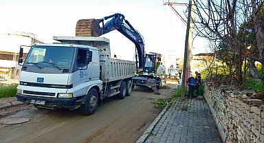 Aydın Büyükşehir, yol çalışmalarına devam ediyor