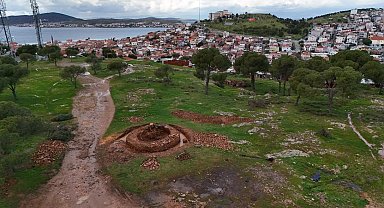 Ayvalık'ın tarihi yel değirmenleri gün yüzüne kavuşturuluyor