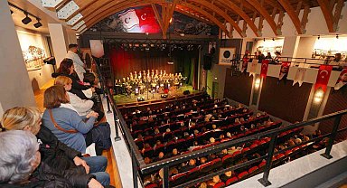 Ayvalık'ta Rauf Denktaş Kültür Merkezi perdelerini açtı