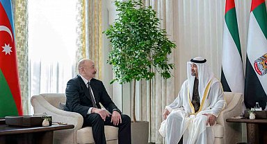 Azerbaycan Cumhurbaşkanı Aliyev, BAE Devlet Başkanı Nahyan ile bir araya geldi