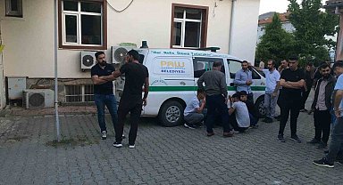 Babasını öldüren ve annesini yaralayan sanık çocuk mahkemede tüm detayları anlattı: