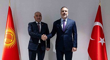 Bakan Fidan, Kırgızistan Yüksek Meclisi Başkanı Uulu ile görüştü