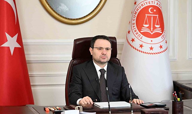 Bakan Gürlek: "Ticari davaların en kısa sürede sonuca bağlanması için çalışmalarımızı kesintisiz sürdüreceğiz"