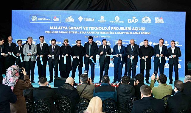 Bakan Kacır: "Teknoloji üreten ve geliştiren Türkiye idealini gerçeğe dönüştürdük"