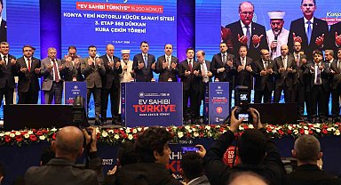 Bakan Kurum: "Biz lafla değil, eserle konuşuyoruz"