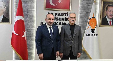 Bakan Uraloğlu, AK Parti Eskişehir Teşkilatı ile buluştu