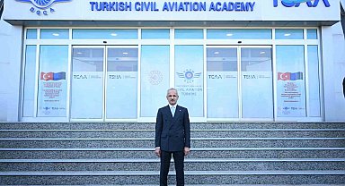 Bakan Uraloğlu: "Mart 2025'ten bu yana dijital başvuru sistemi ile 30 bin 750 yolcu hakkı başvurusunu elektronik ortamda ele aldık"