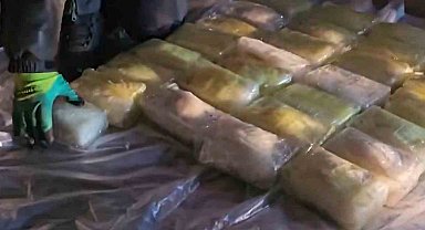 Bakan Yerlikaya: "Şırnak'ta 142 kilogram metamfetamin uyuşturucu maddesi ele geçirdik"