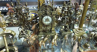 Balıkesir'de 146 yıllık tarihi saat görücüye çıktı