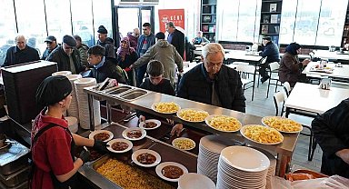 Balıkesir'de Kent Lokantası'na vatandaştan yoğun ilgi