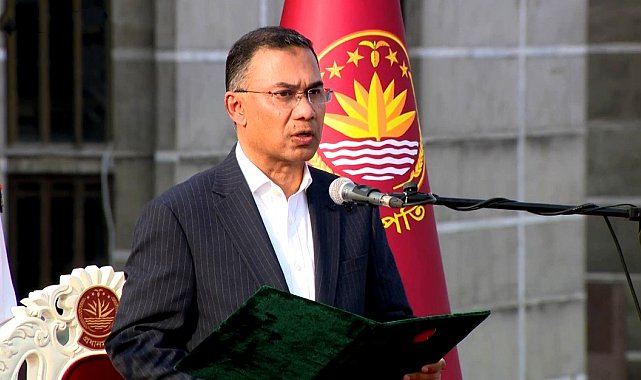 Bangladeş Başbakanı Rahman, yemin ederek görevine başladı