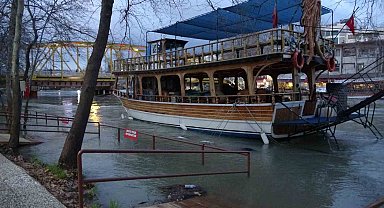 Barajlardan bırakılan su Manavgat Irmağı'ndaki su seviyesini yükseltti