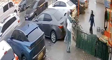 Başakşehir'de market önünde palet hırsızlığı kamerada