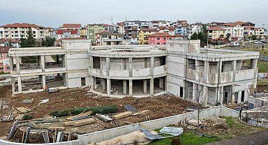 Başiskele'de çocuk kütüphanesi ve oyuncak müzesi inşaatı sürüyor