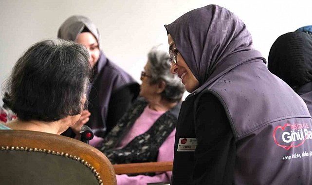 Başiskele'de "Gönül Bağı" gönüllüleri huzurevi sakinleriyle buluştu