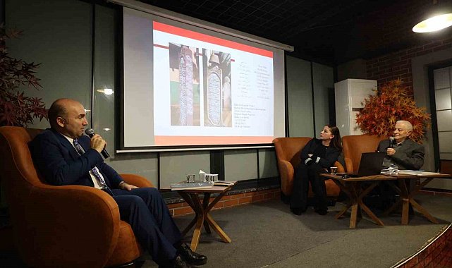 Başiskele'de "Osmanlı'da Mezar Taşları ve Edebiyatı" konuşuldu