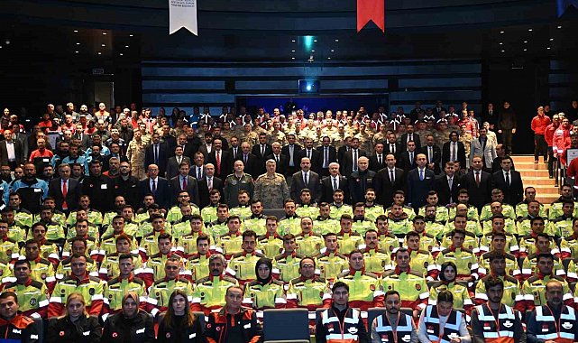 Başkan Altay: "Konya'da afetlere karşı devletimizin elini güçlendirecek bir model oluşturduk"