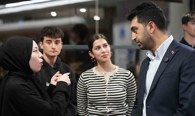 Başkan Bingöl Tuzla'da gençlerle iftar sofrasında bir araya geldi