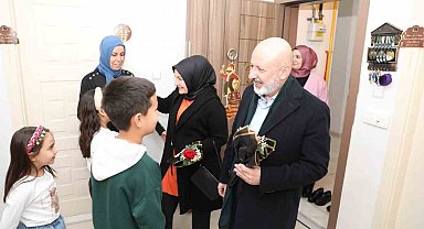 Başkan Çolakbayrakdar: "Büyük bir aile olmanın mutluluğunu iftar sofralarında yaşıyoruz"