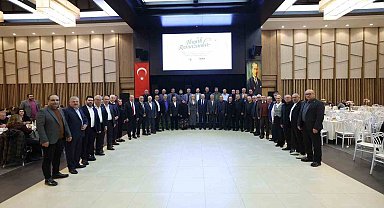 Başkan Doğan muhtarlarla iftarda bir araya geldi