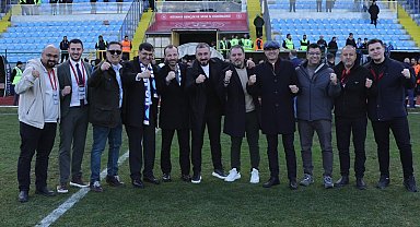 Başkan Eyüp Kahveci ve Vali Musa Işın'dan Kütahyaspor'a tebrik