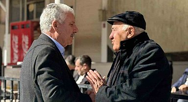 Başkan Karamehmetoğlu, vatandaşlarla bir araya gedi