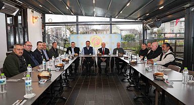 Başkan Özlü gazetecilerle bir araya geldi