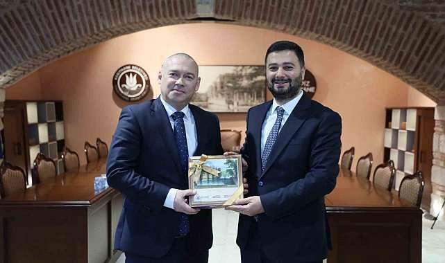 Başkan Öztekin yerli ve yabancı temsilcilerle istişarelerini sürdürüyor