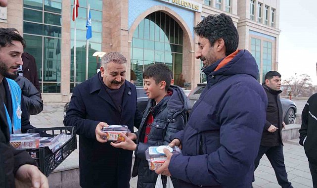 Başkan Sunar; "Ramazan sevincini ve bereketini hep birlikte yaşıyoruz"