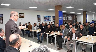 Başkan Yapar, mahalle muhtarlarıyla iftar programında bir araya geldi